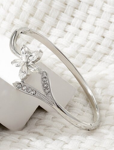  Zirkonium Klassisk Blomsterform Mote søt stil Personalisert trendy Chrome Armbånd Smykker Sølv / Gull Til Bryllup Fest Engasjement Skoleball