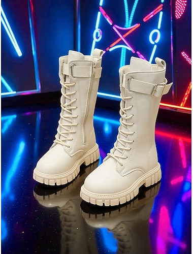  Bottes de combat blanches en similicuir avec boucle, inspirées des idoles coréennes pour enfants, parfaites pour les spectacles, les fêtes et les tenues tendance.