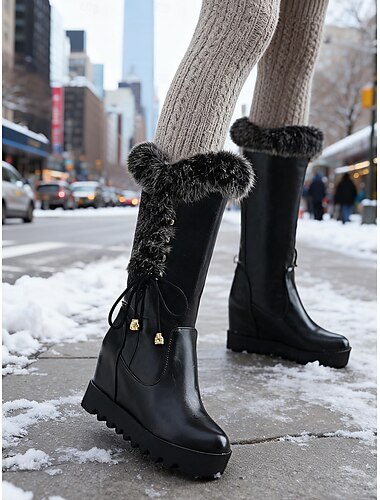  vita damkängor med kilklack och foder i fuskpäls – vattentäta vinterkängor med snörning och platåsula, snygga och mysiga för kallt väder och avslappnade utomhusaktiviteter