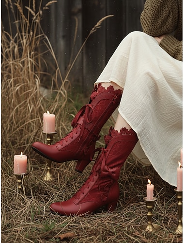  מגפוני קרסול ויקטוריאניים אדומים לנשים עם שרוכים – דמוי עור אדום ותחרה עם עיטורי פרפר ופפיון, בסגנון וינטג' של שנות ה-20 לאירועים יומיומיים, רשמיים ומיוחדים