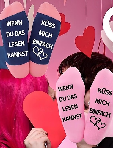  Meias de casal com estampa de letras, antiderrapantes e com pontos de gel, cano médio, para mulheres, um presente divertido para o Dia dos Namorados, meias confortáveis de algodão para ele e para ela.