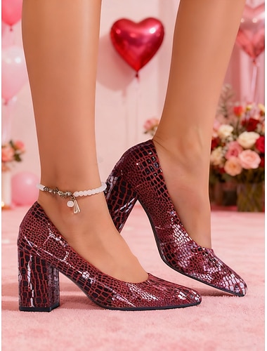  حذاء نسائي بكعب عالٍ بطبعة جلد التمساح باللون الأحمر وكعب سميك - أنيق وعصري، مثالي لعيد الحب وحفلات الكريسماس والمناسبات الخاصة وفعاليات العطلات