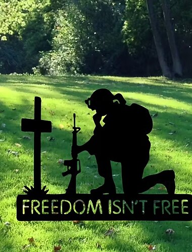  generisk soldatsilhuett hagedekorasjon knelende soldatstatue ornamenter hageskilt uavhengighetsdag hagekunst for plen utendørs hjemdekorasjon