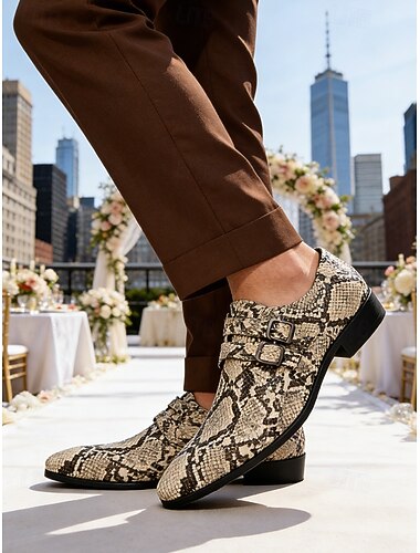  Mocassins noirs classiques pour hommes – élégants et formels, parfaits pour les mariages et les cérémonies haut de gamme.