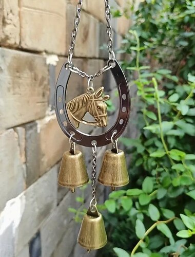  Zvonkohra s podkovou ve tvaru sovy pro štěstí, venkovní železná zvonkohra s motivem lásky, vintage design podkovy, valentýnská železná zvonkohra s hřebíky pro štěstí v lásce, perfektní zahradní