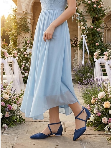  Dámské tmavě modré krajkové boty pro družičky s páskem na kotníku – špičatá špička, nízký podpatek na svatební botě