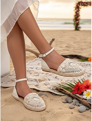  Witte kanten espadrilles voor dames – boho bruidsmeisjesschoenen voor strandbruiloften, comfortabel gehaakt ontwerp met gesloten neus voor ceremonies in de buitenlucht.