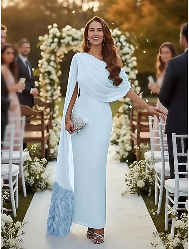  Linjeform Sweep Børste train Gjestekjole til bryllup Formell kjole Wrap-kjole Kjole til brudens mor Ermeløs Cowl-hals Elegant Fest Formell Chiffon med Fjær Bølgemønster