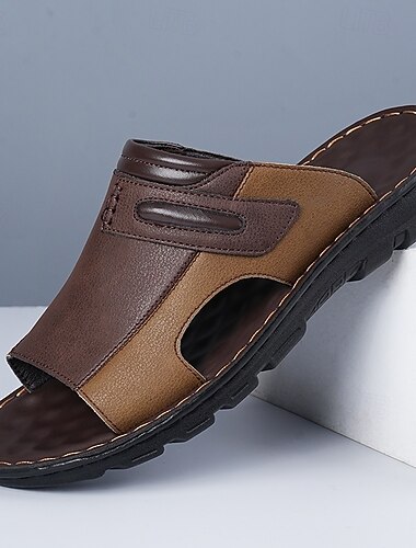  sandali da uomo marroni per esterni: comodi e resistenti con cinturini regolabili, ideali per escursionismo, trekking e abbigliamento casual per attività all'aperto