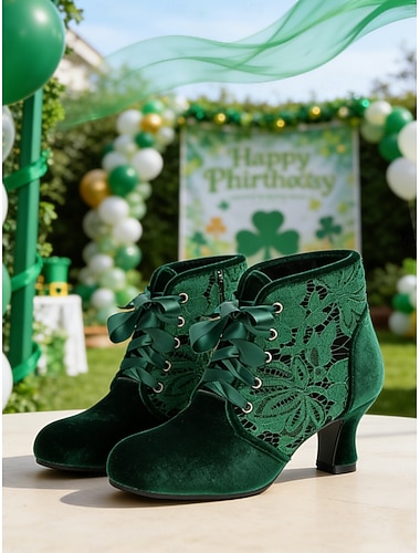  Grüne Samt-Schnürstiefel für Damen mit floraler Spitzenverzierung – stilvolle Schuhe für den St. Patrick's Day, Vintage-inspiriertes Design für festliche Anlässe und Feiertage
