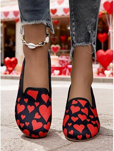  Zwarte instappers voor dames met rode hartjesprint – schattige casual schoenen met romantisch patroon voor Valentijnsdag, daten en dagelijks gebruik