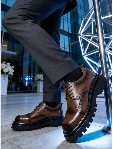  Chaussures brogues marron pour homme – modèle élégant à lacets avec semelle épaisse, idéales pour les affaires, les tenues décontractées, les soirées et les mariages.