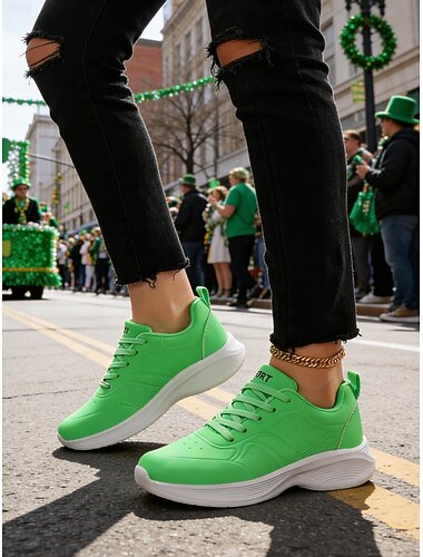  Gröna sportiga sneakers med snörning för dam – perfekta för St. Patrick's Day-parader, avslappnade utflykter och aktiva dagar