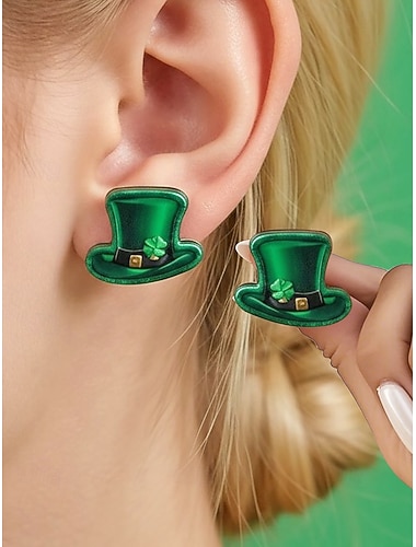  Conjunto de brincos femininos em acrílico para o Dia de São Patrício, com divertidos desenhos de duende, caneca de cerveja e trevo, perfeitos para o Dia de São Patrício, carnaval e uso diário.