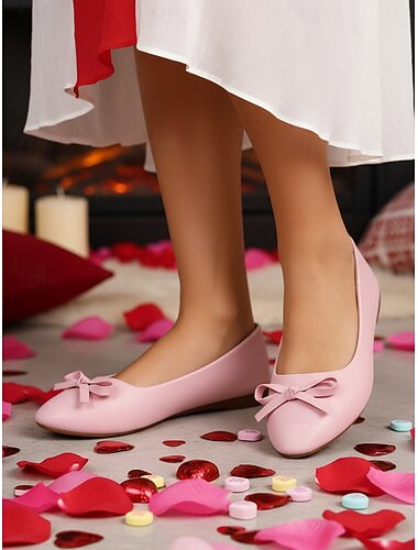  scarpe basse rosse da donna con fiocco: ballerine comode ed eleganti da indossare tutti i giorni, in ufficio e per andare al lavoro