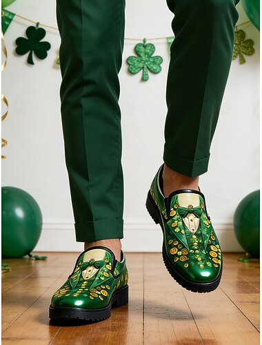  Grüne Herren-Sneaker zum St. Patrick's Day – stylisches Slip-on-Design mit festlichem Kleeblattmuster, perfekt für die Feierlichkeiten zum St. Patrick's Day