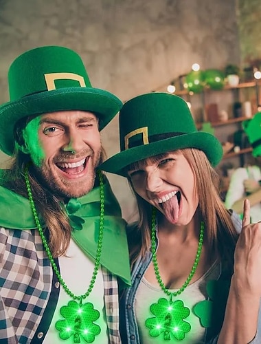 Colar com 2 peças de trevo irlandês iluminado por LED para o Dia de São Patrício, ideal para festas, celebrações e decoração de festivais. Colar com trevo verde para feriados, eventos e acessórios de