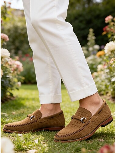  Beige perforerte slip-on-sko for menn, lette og pustende fritidssko for menn, ideelle for kontor, uformelle arrangementer og utendørsaktiviteter, komfortable og stilige og bryllup