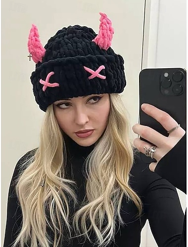  Dames Mardi Gras Gebreide Wol Beanie met Hoorns – Beschikbaar in Meerdere Kleuren Perfect voor Carnaval en Maskerade Feesten