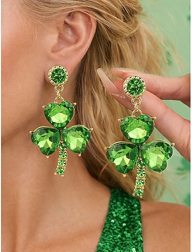  Brincos femininos de liga metálica com design de trevo de cristal verde, perfeitos para o Dia de São Patrício e festas do dia a dia, elegantes e festivos.