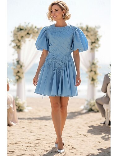  Linha A Curto Mini Vestido de festa Vestido de convidada de casamento Vestidos para convidadas de casamento Diário Manga Curta Gola Redonda Formal Convidado do casamento com Pregas Fru-Fru