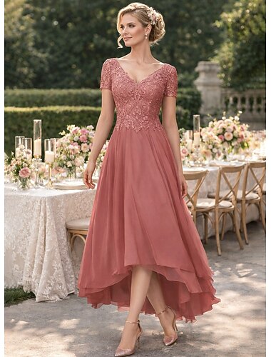  A-Linie Asymetrické Šaty na párty Koktejlky Šaty pro svatební hosty Šaty pro matku nevěsty Krátký rukáv Do V Elegantní Formální Svatební host Formální večer Šifón s Jednobarevné