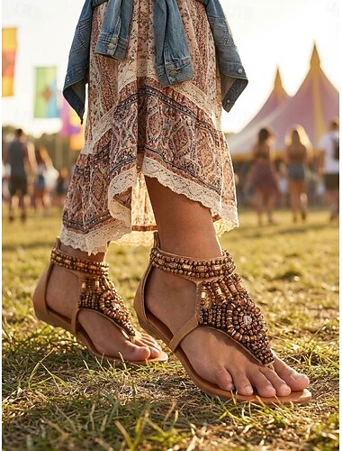  sandales à brides en T perlées bohèmes pour femmes avec accents en strass – chaussures plates élégantes et confortables pour l'été, la plage et les occasions décontractées