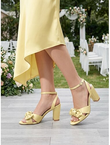  Damsandaler med gula rosett och blockklack, eleganta klänningsskor med öppen tå för bröllopsgäster vid utomhusceremonier