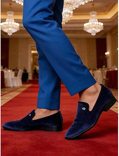  Herre marineblå fløyelsloafers – trendy og komfortable slip-on-sko til bryllup og fester
