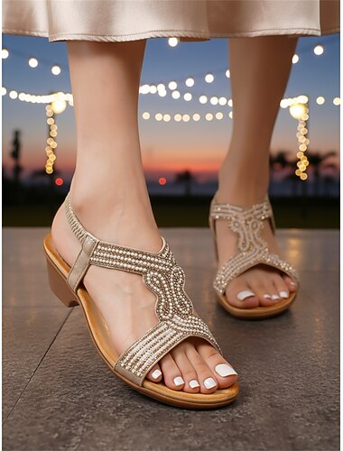  Champagnekleurige damessandalen met parelversiering en sleehak - elegante sandaaltjes met bandjes en lage hak voor een avondje uit in een resort, comfortabele en glamoureuze schoenen voor een