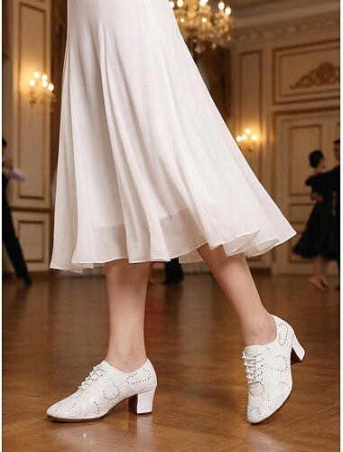  Chaussures de danse sport noires à lacets pour femmes, baskets à petit talon bloc pour la pratique de la danse de salon et des danses latines. &danse fitness