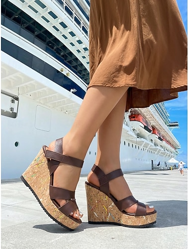  Damessandalen met zwarte kurken sleehak en platformzool – comfortabele zomerhakken met open teenbandjes voor stedentrips, sightseeing en strandclubs. &actieve reizigers