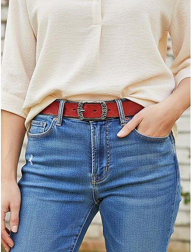  Leren damesriem met bloemenreliëf, verkrijgbaar in verschillende kleuren, ideaal voor een bohemian casual look.