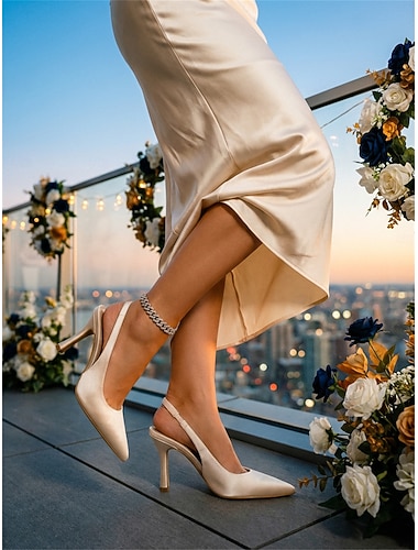  Champagnekleurige satijnen slingback stilettohakken voor dames – elegante pumps met spitse neus, perfect voor bruiloften in de stad, feestjes en formele gelegenheden.