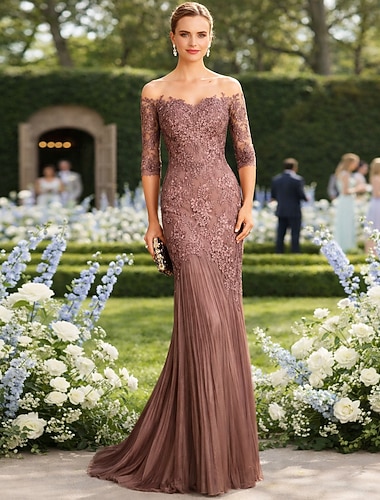  Havfrue Sweep Børste train Formell kjole Aftenkjole Kjole til brudens mor Halvlange ermer Øsehals Elegant Formell Bryllupsgjest Blonder Tyll med Appliqué