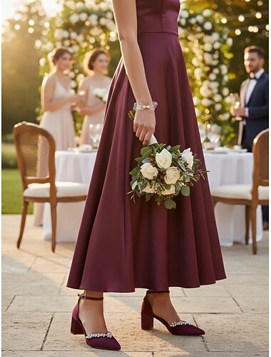  Witte satijnen enkelbandjes met blokhak voor dames met strass-versiering - elegante puntige feestpumps voor avonden, bruiloften en formele gelegenheden