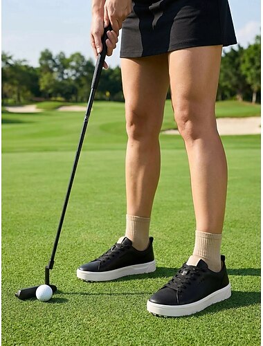  レディースブラウンゴルフシューズ - クラシックなレースアップカジュアルゴルフスニーカー。ゴルフコース、ウォーキング、アウトドアスポーツ、普段使いに最適な耐久性のあるスパイクソール。