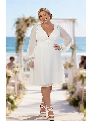  A-Linie Knielang Weißes Kleid Hochzeitskleider Brautkleider Brautkleid Elegant Kleine Weiße Kleider Langarm V Ausschnitt Hochzeit Abschlussfeier Chiffon mit Spitze Falten Einfarbig