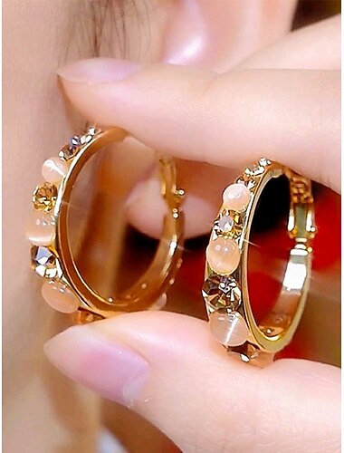  女性用宝石とラインストーンのフープイヤリング - 複数の色、合金素材、エレガントなデザイン、休暇やパーティーに最適
