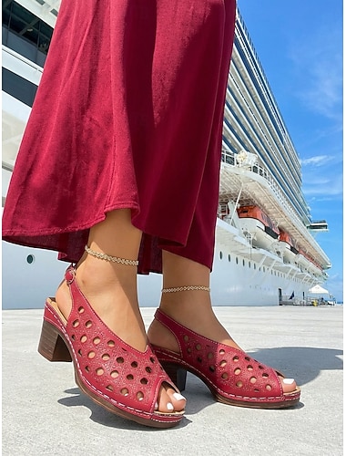  Rode slingback sandalen met open teen en hak, met uitgesneden detail – comfortabele open schoenen voor Valentijnsdag, informele bijeenkomsten en casual gelegenheden.