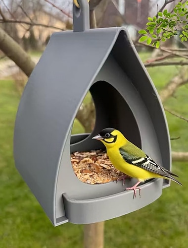  Hängendes Vogelfutterhaus mit Dach, hängendes Vogelfutterhaus aus Kunststoff, dekorative Futterstation im offenen Design, ideal für Garten, Terrasse und Balkon.