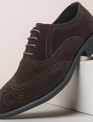  Herresko i mørkebrun brogue-møbelsko i kunstskinn – klassiske og sofistikerte bryllupssko til brudgommen