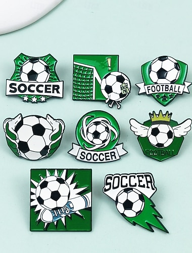 Verdens fotballturnering emaljepins sett 8 stk fotball nåler til ryggsekker jakker hatter søte tegneserie sports pins barn gutter jenter fotballag gaver og festgaver