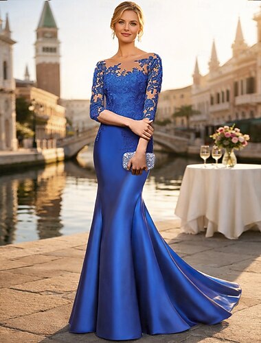  Meerjungfrauenschnitt Bodenlange Schleppe Abendkleid Brautmutterkleid Dreiviertelarm Schulterfrei Elegant Formell Hochzeitsgast Satin mit Knöpfe Falten Applikationen
