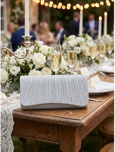  Női Csatlakozó esti Bag Kuplung táskák Poliészter Napi Parti Lánybúcsú Lánc Tömör szín Ezüst Fekete Világosbarna