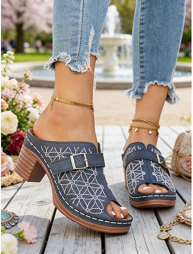  Blå broderade sandaler med blockklack för kvinnor - blommiga sandaler med spänne för brunch, trädgårdsfester och vardagskläder i retrostil