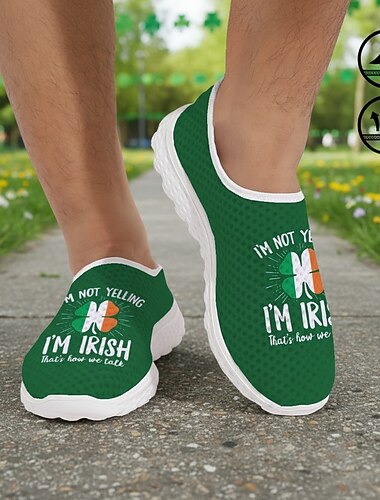  أحذية رياضية رجالية ليوم القديس باتريك مزينة بطبعة نبات النفل الأخضر، أحذية رياضية مريحة ذات طابع رياضي مناسبة للمسيرات والحفلات والاحتفالات.
