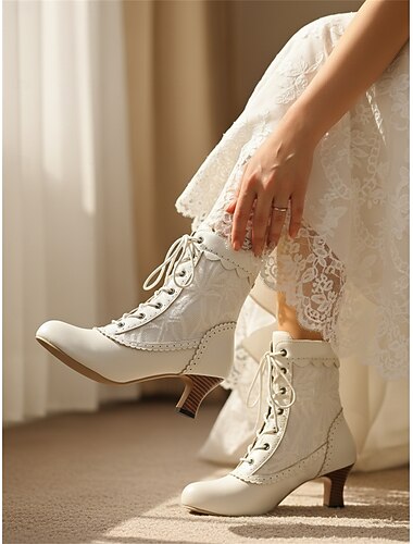  Bottes de mariée à lacets d'inspiration vintage pour femmes – élégantes chaussures de mariage en dentelle blanche et similicuir pour les mariages citadins