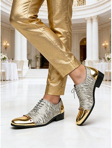  Herresko med gullfarget speilfinish og metalliske detaljer, luksuriøst bryllupssko, perfekt for brudgom og bryllupsgjester