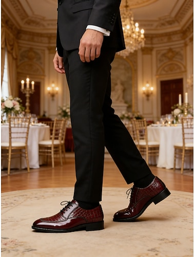  Chaussures habillées haut de gamme pour hommes, motif crocodile bordeaux – mocassins élégants en similicuir pour les fêtes de Noël et les événements formels.